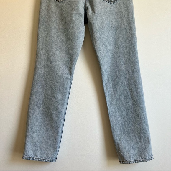 Ulla Johnson Agnes Jeans in Glacier Wash - Picture 13 of 16